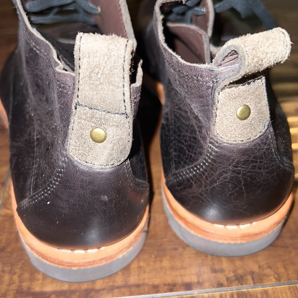 Timberland boot company chukka boot, size 10 - Picture 3 of 6